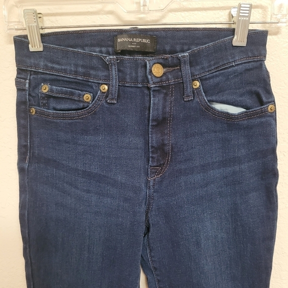 Banana Republic Factory Dark Wash Skinny Jeans - Picture 2 of 5